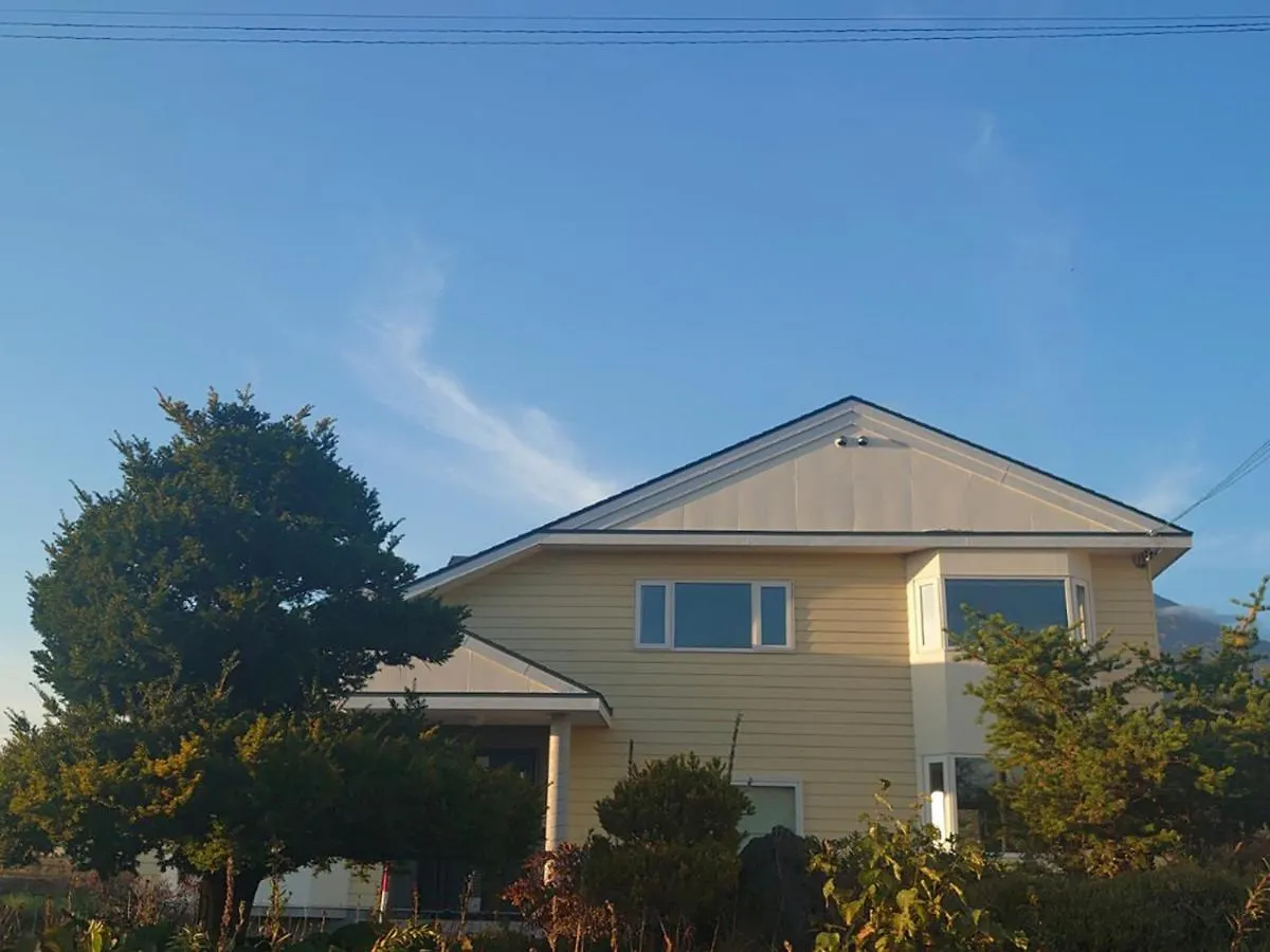 Villa Sun House Makkari 0*,  Japan